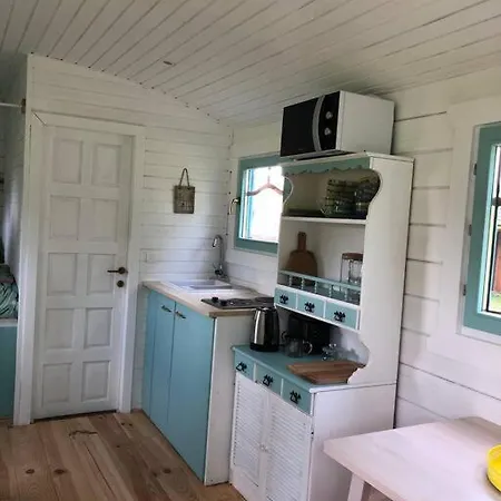 Charmante Roulotte Dans La Nature Apartmán *